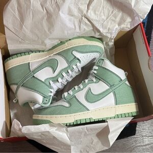 W Nike Dunk High 1985